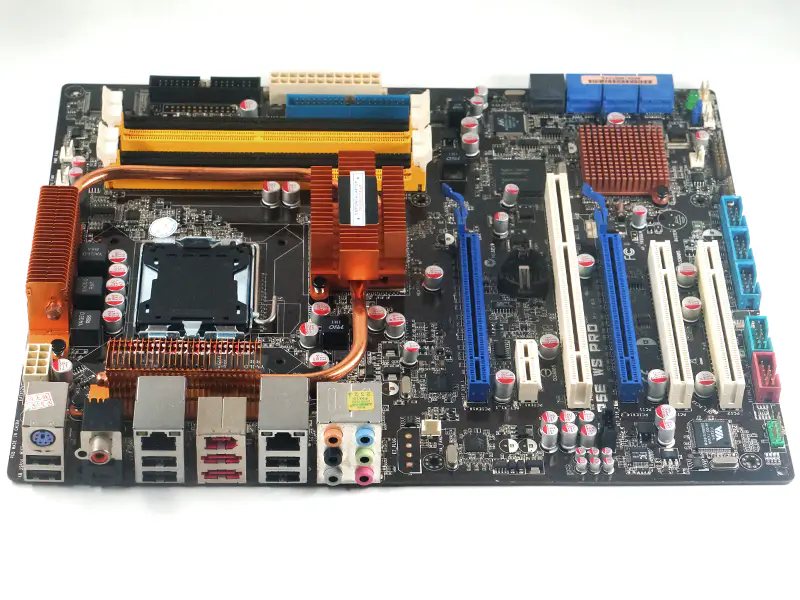 Základní deska Asus P5E WS PRO LGA 775 pro servery